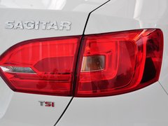 2014款 1.8TSI 自动 旗舰版