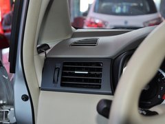 启辰D50 2013款 1.6L 手动 北斗导航版