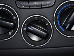 启辰D50 2013款 1.6L 手动 北斗导航版