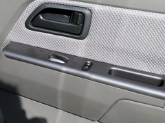 2012款 2.8T 手动 两驱商务版