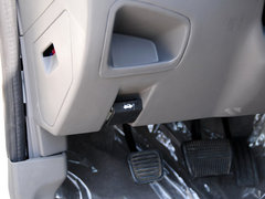 2012款 2.8T 手动 两驱商务版