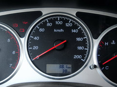 2012款 2.8T 手动 两驱商务版