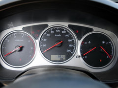 2012款 2.8T 手动 两驱商务版