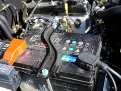 2012款 2.8T 手动 两驱商务版