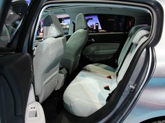 2014款 两厢 基本型