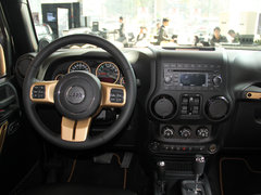 2014款 3.6L 龙腾典藏版 5座