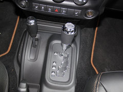 2014款 3.6L 龙腾典藏版 5座