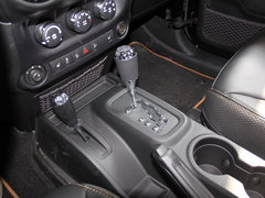 2014款 3.6L 龙腾典藏版 5座