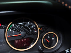 2014款 3.6L 龙腾典藏版 5座