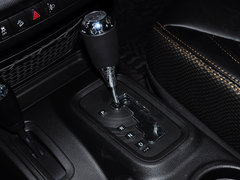2014款 3.6L 龙腾典藏版 5座