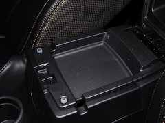 2014款 3.6L 龙腾典藏版 5座