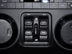 2014款 3.6L 龙腾典藏版 5座