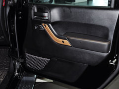 2014款 3.6L 龙腾典藏版 5座