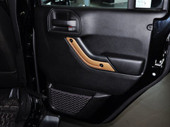 2014款 3.6L 龙腾典藏版 5座