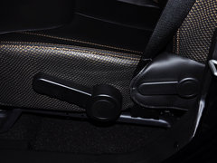 2014款 3.6L 龙腾典藏版 5座