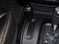 2014款 3.6L 龙腾典藏版 5座