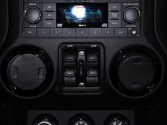 2014款 3.6L 龙腾典藏版 5座