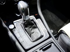 2014款 R 2.0 DSG 敞篷版