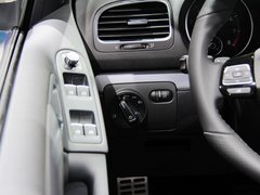 2014款 R 2.0 DSG 敞篷版
