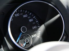 2014款 R 2.0 DSG 敞篷版