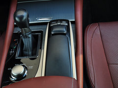 2012款 250 2.5L 自动 F SPORT