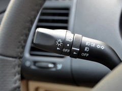 2013款 1.6L 手动 豪华型