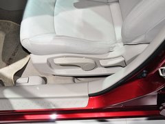 2013款 1.6L 手动 尊贵型