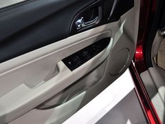 2013款 1.6L 手动 尊贵型