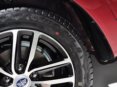2013款 1.6L 手动 尊贵型