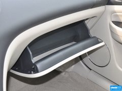 2013款 1.6L 自动 豪华型