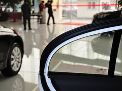 2013款 1.8L 自动 尊贵型