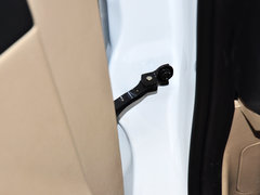 2013款 1.8L 自动 尊贵型