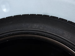 2013款 1.8L 自动 尊贵型