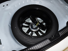 2013款 1.8L 自动 尊贵型