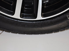 2013款 1.8L 自动 尊贵型