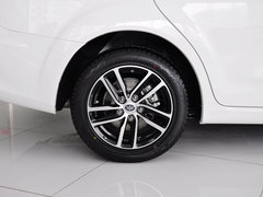 2013款 1.8L 自动 尊贵型