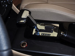 2013款 1.8L 自动 尊贵型