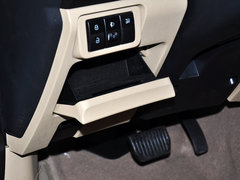 2013款 1.8L 自动 尊贵型
