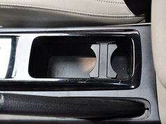 2013款 1.8L 自动 尊贵型