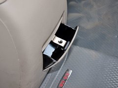 2013款 1.8L 自动 尊贵型
