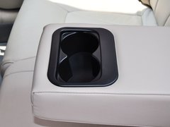 2013款 1.8L 自动 尊贵型