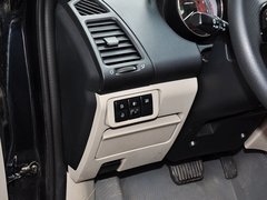 2013款 1.8L 自动 尊贵型