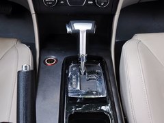 2013款 1.8L 自动 尊贵型