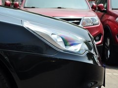 2013款 1.8L 自动 尊贵型