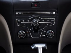 2013款 1.8L 自动 尊贵型