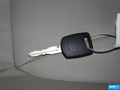 2013款 1.8L 自动 尊贵型