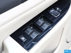 2013款 1.8L 自动 尊贵型