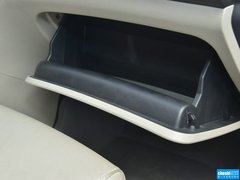 2013款 1.8L 自动 尊贵型