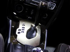 2015款 2.0L 两驱标准版