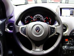 2015款 2.0L 两驱标准版